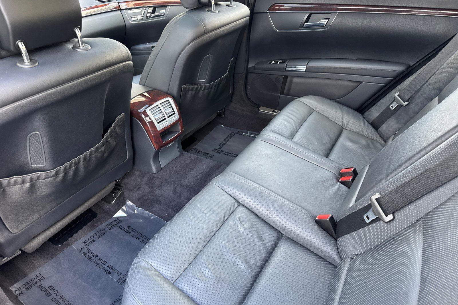 Used 2010 Mercedes-Benz S 550 image 11