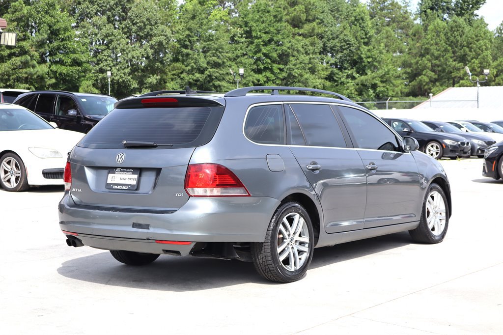 Used 2012 Volkswagen Jetta TDI FWD image 7