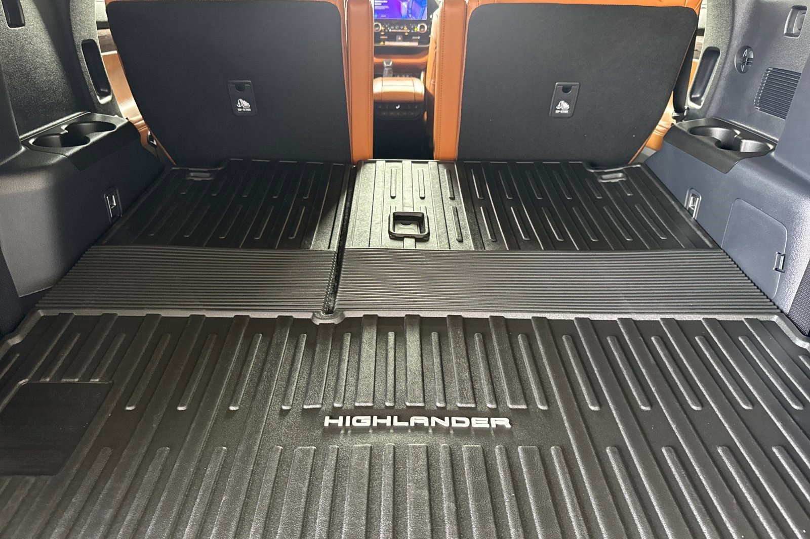 New 2026 Toyota Highlander Platinum image 28