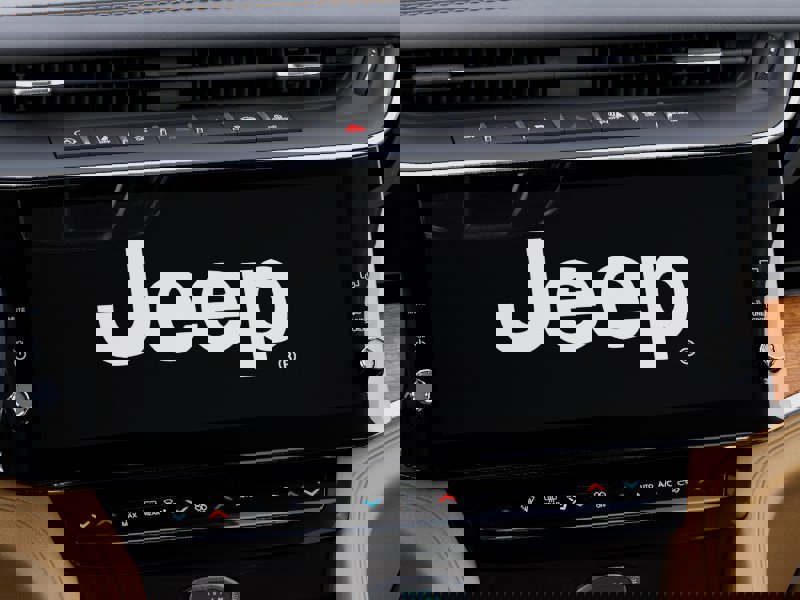 New 2026 Jeep Grand Cherokee Summit image 10