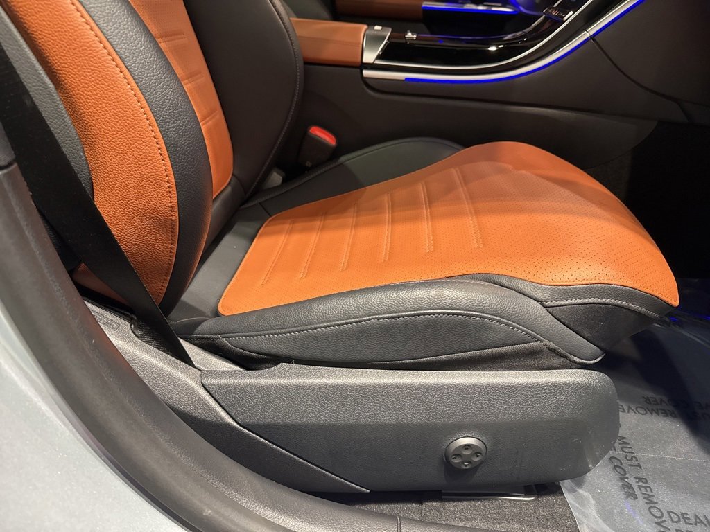 Used 2022 Mercedes-Benz C 300 4MATIC Sedan image 42