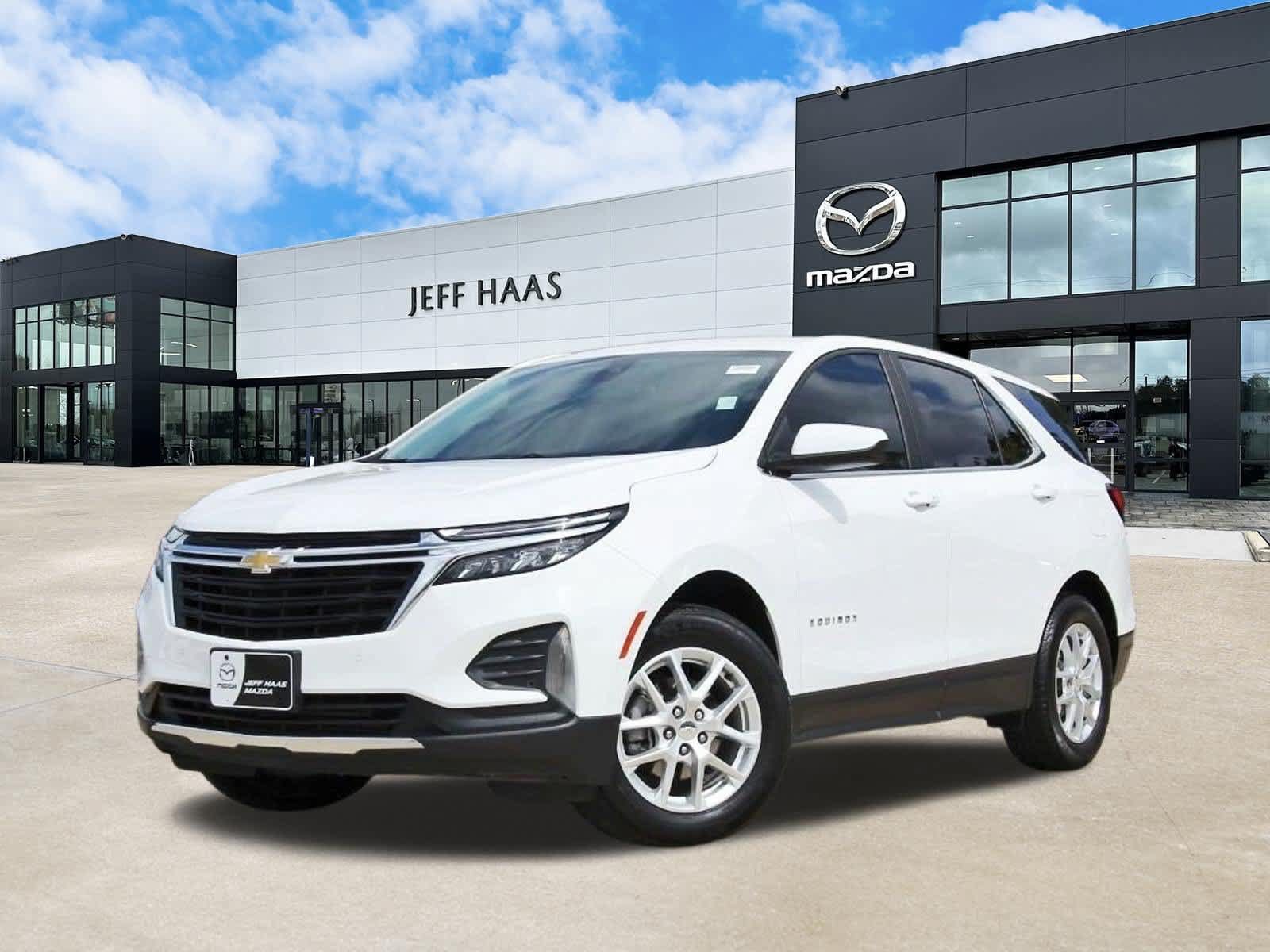 Used 2024 Chevrolet Equinox LT FWD image 1