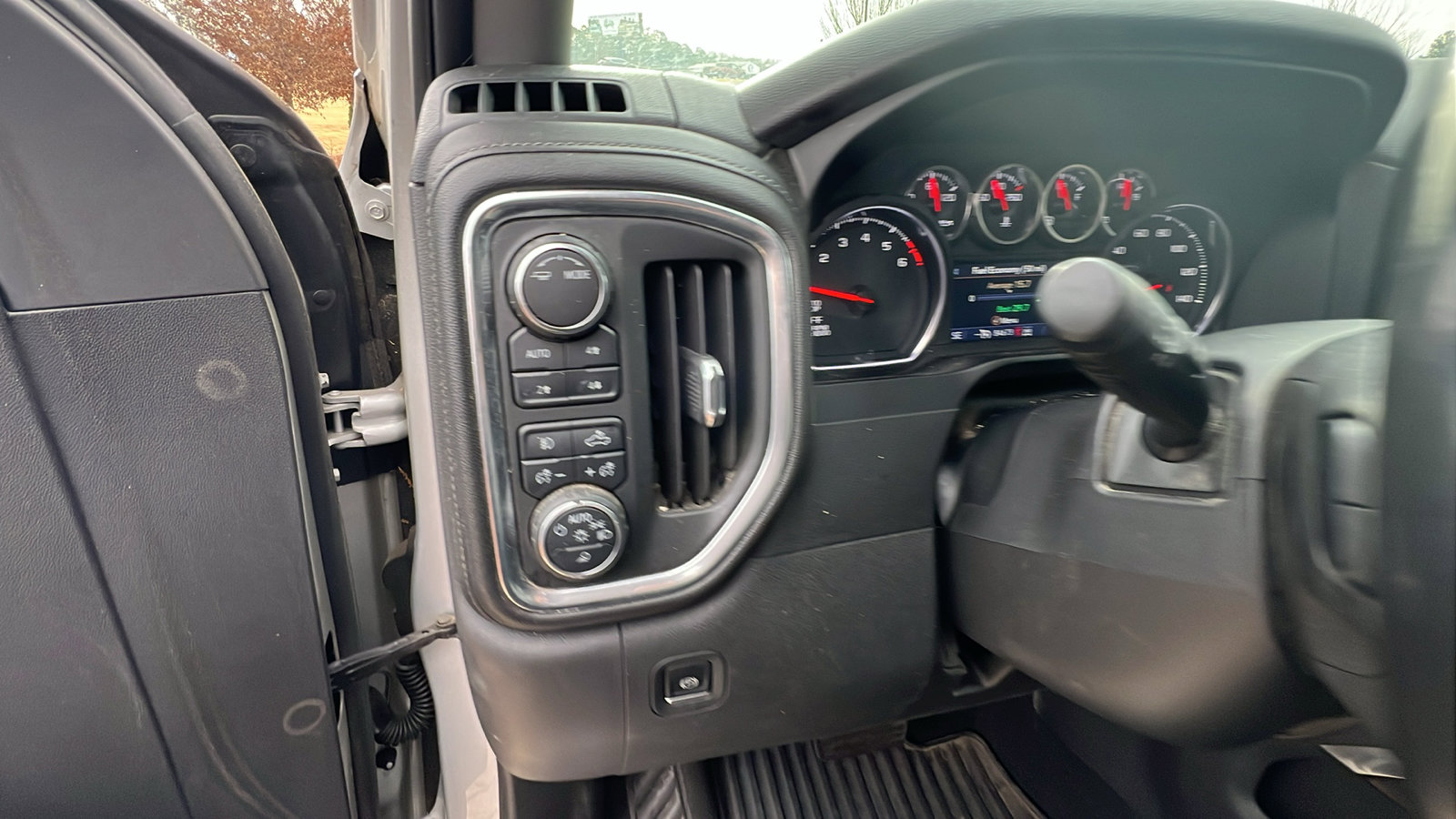 Used 2020 Chevrolet Silverado 1500 RST w/ All-Star Edition image 26