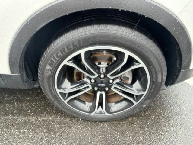 Used 2014 Ford Explorer Sport w/ Equipment Group 401A AWD/4WD image 30