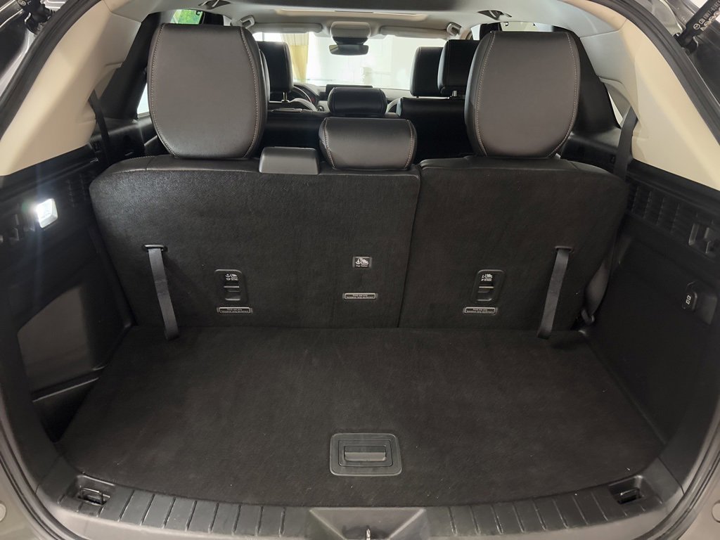 Used 2024 MAZDA CX-90 3.3 Turbo w/ Preferred Plus image 10
