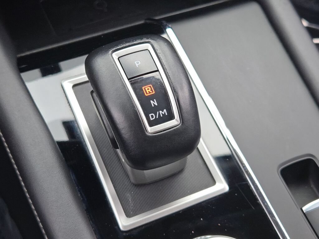 Used 2024 Mitsubishi Outlander SE AWD/4WD image 32