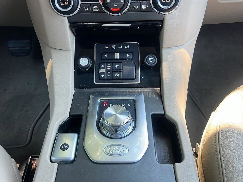 Used 2016 Land Rover LR4 HSE AWD/4WD image 37