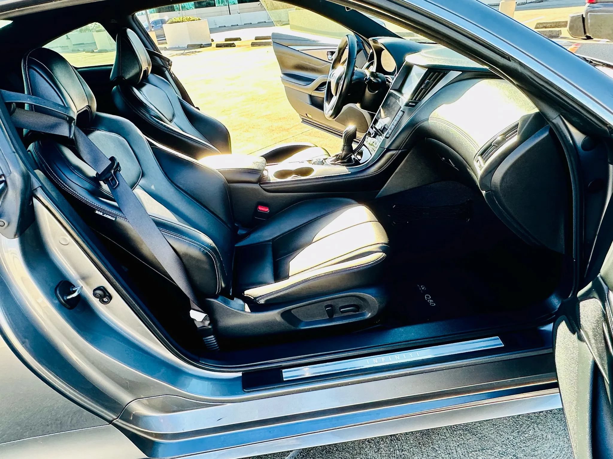 Used 2019 INFINITI Q60 3.0t w/ Cargo Package RWD image 20