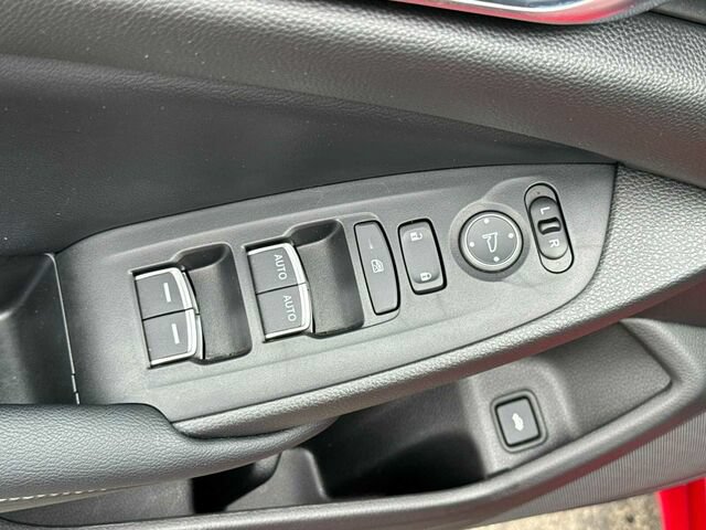 Used 2018 Honda Accord Sport image 14
