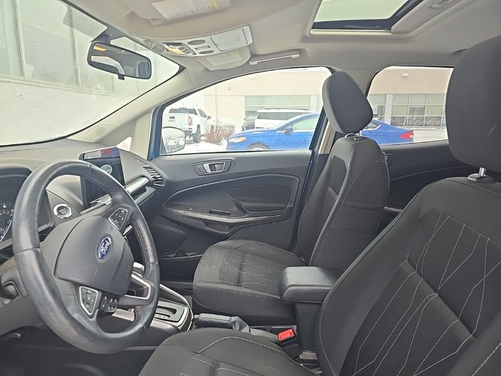 Used 2020 Ford EcoSport SE w/ SE Convenience Package image 5