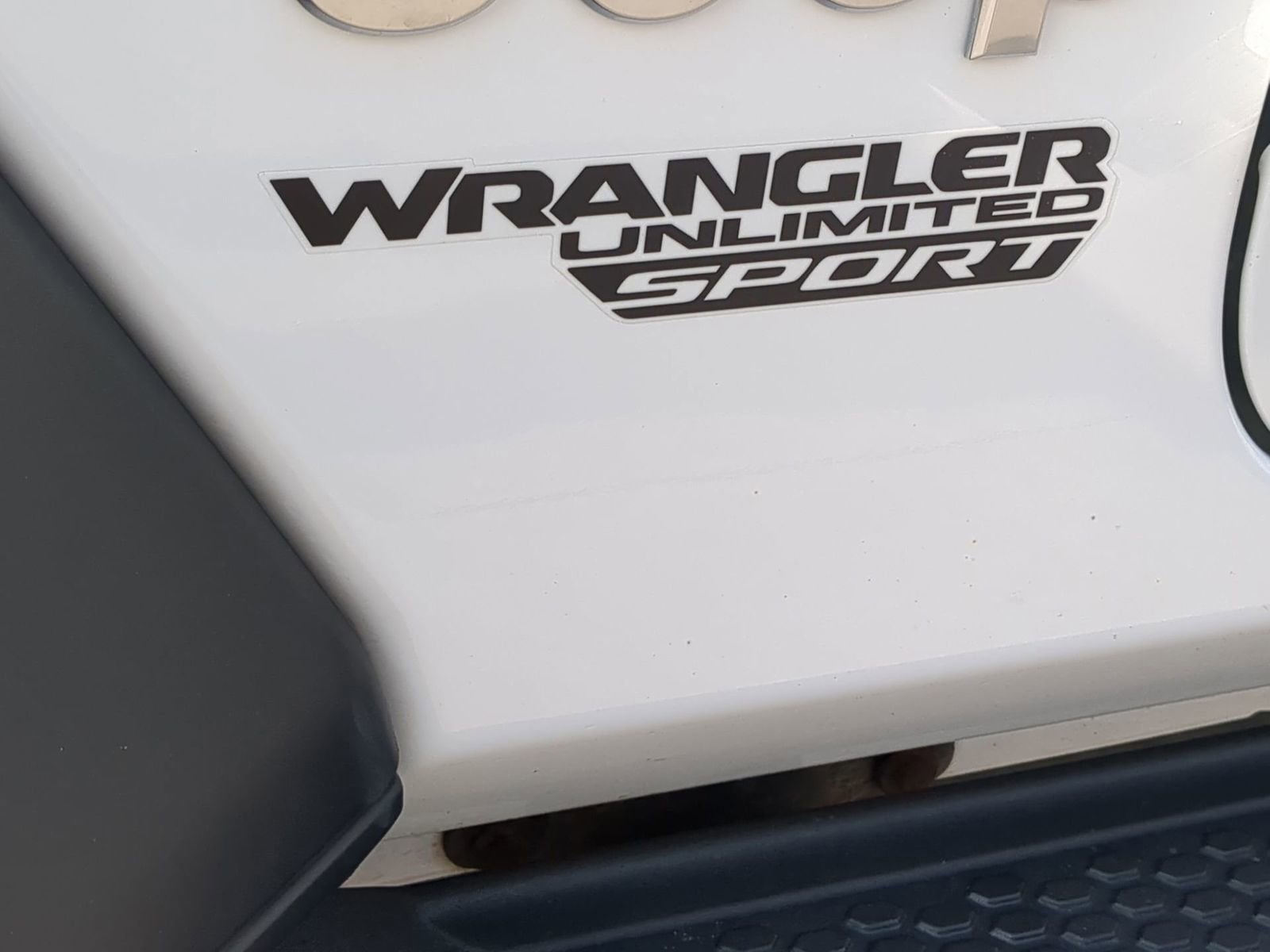 Used 2018 Jeep Wrangler Unlimited Sport S AWD/4WD image 15