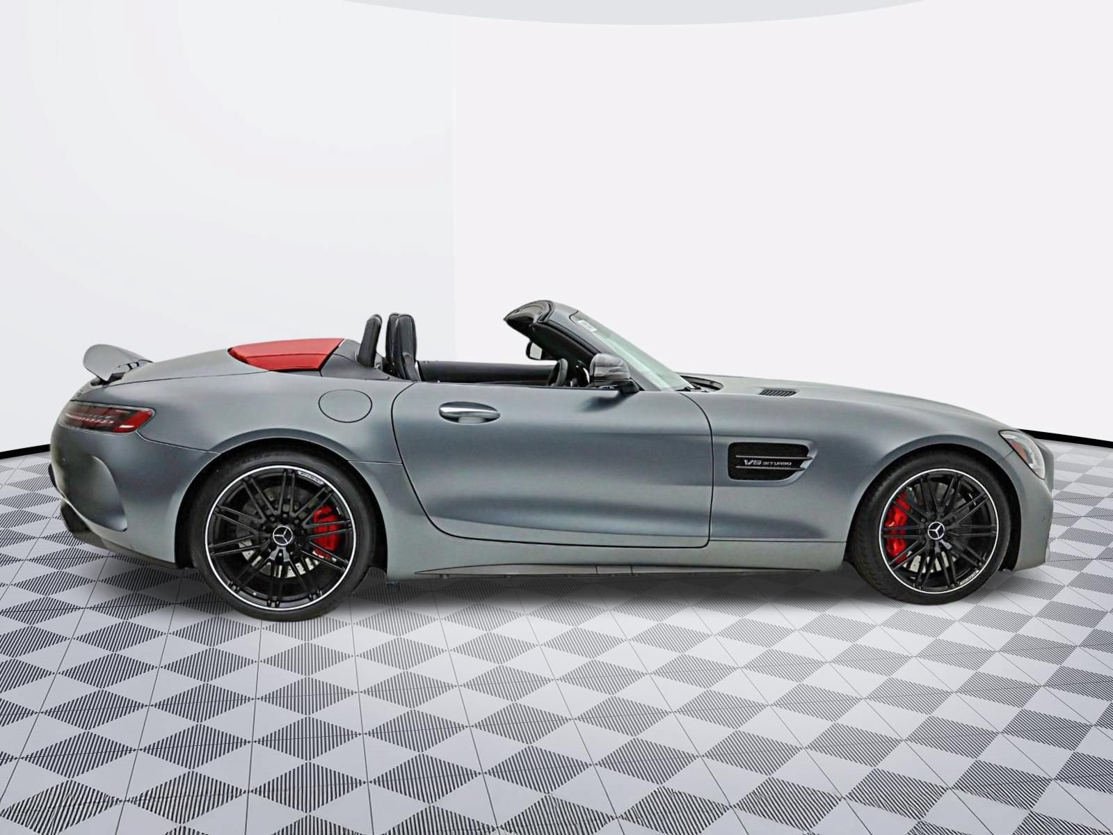 Used 2020 Mercedes-Benz AMG GT C image 16