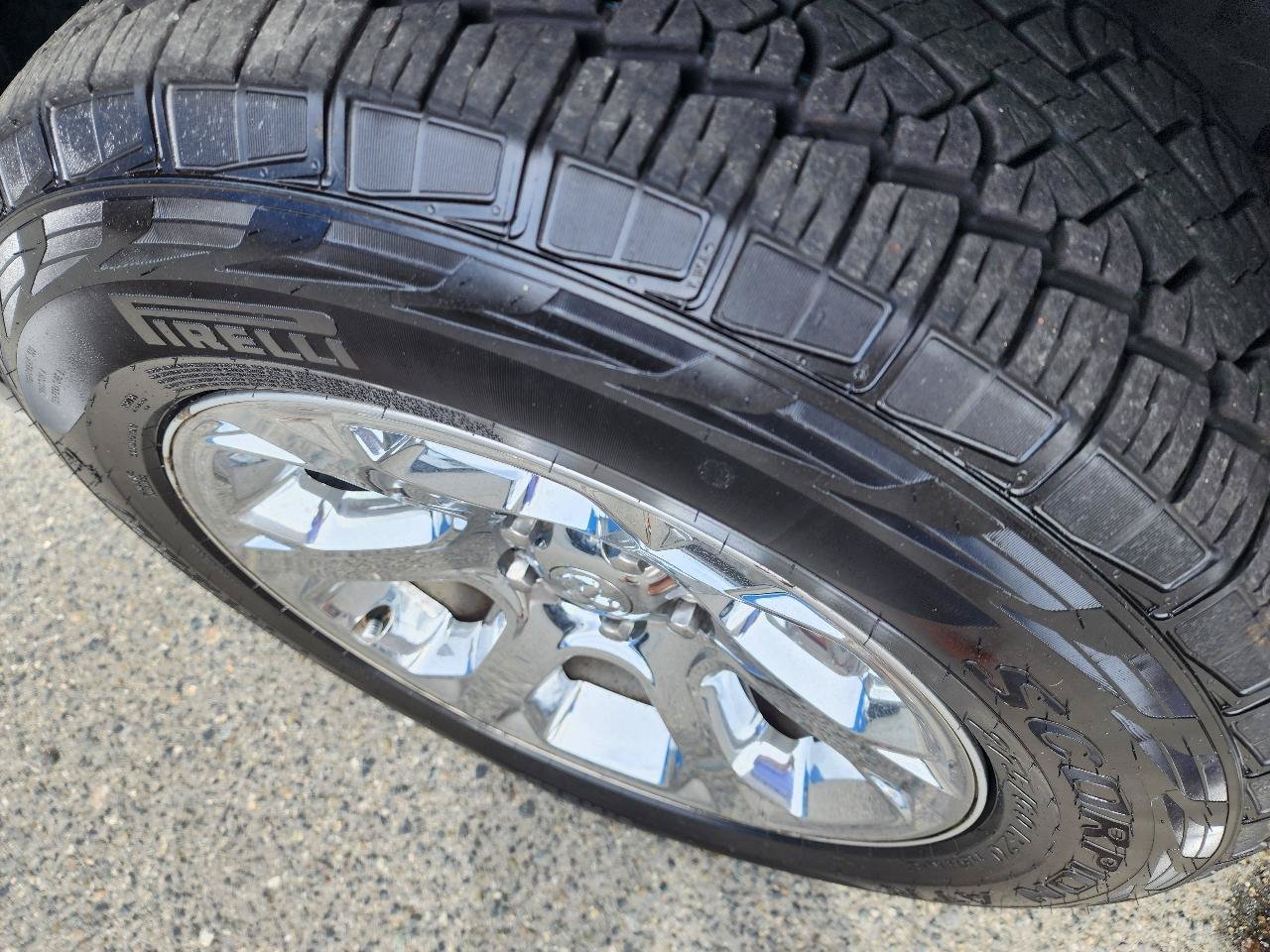 Used 2014 RAM 1500 Laramie w/ Convenience Group AWD/4WD image 38