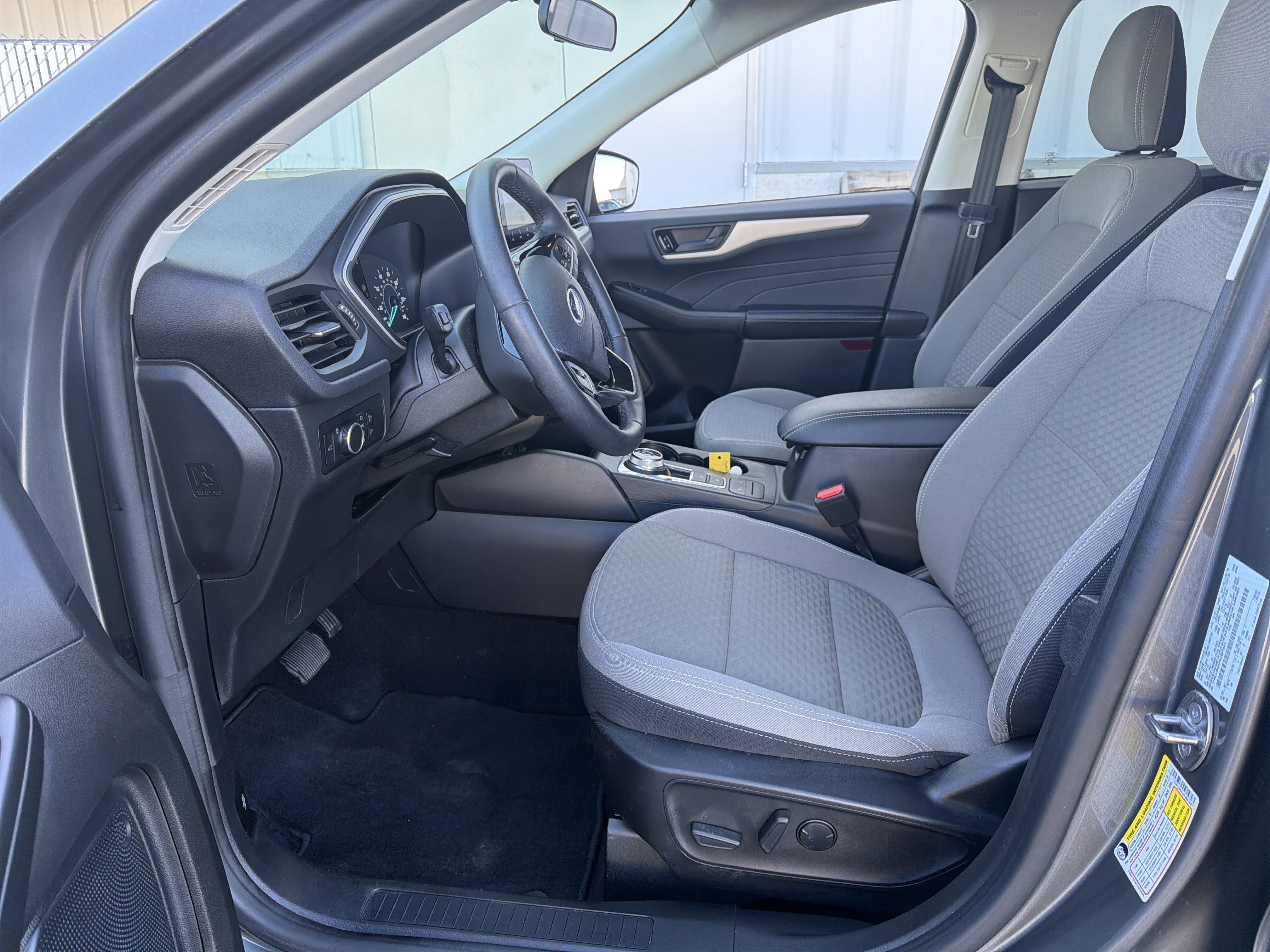 Certified 2022 Ford Escape SE w/ Convenience Package image 17