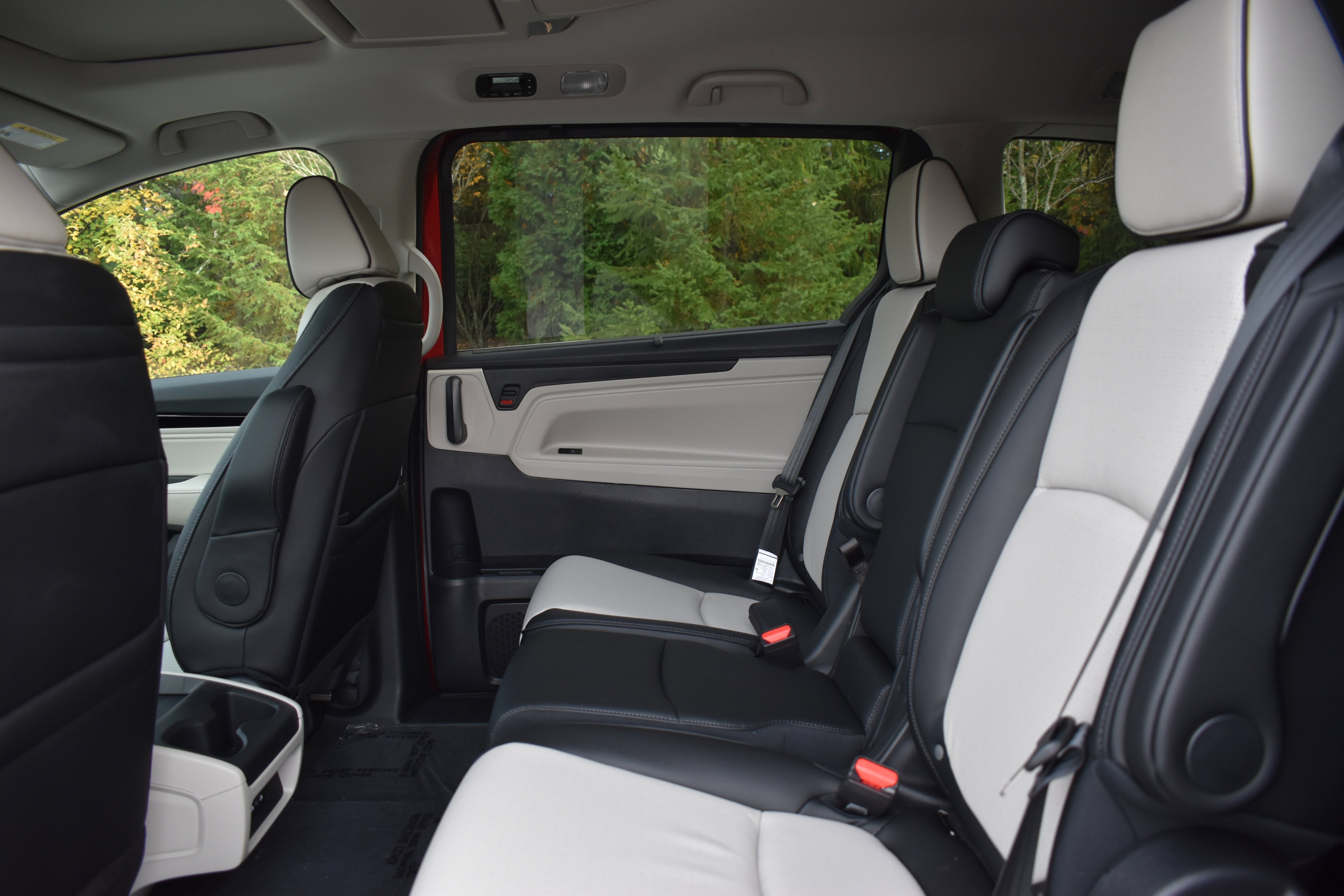 New 2026 Honda Odyssey Elite image 17