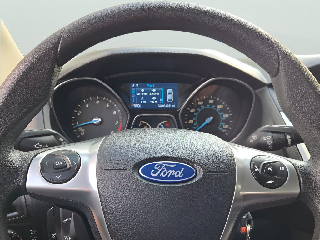 Used 2014 Ford Focus SE FWD image 28