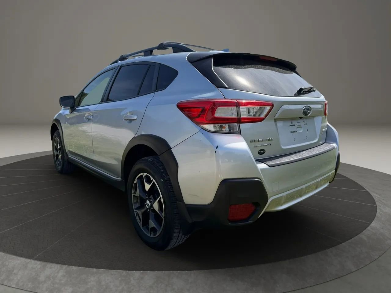 Used 2018 Subaru Crosstrek 2.0i Premium image 3