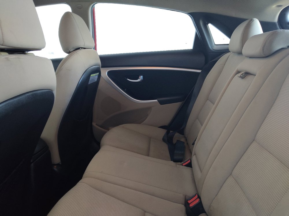 Used 2016 Hyundai Elantra GT FWD image 18