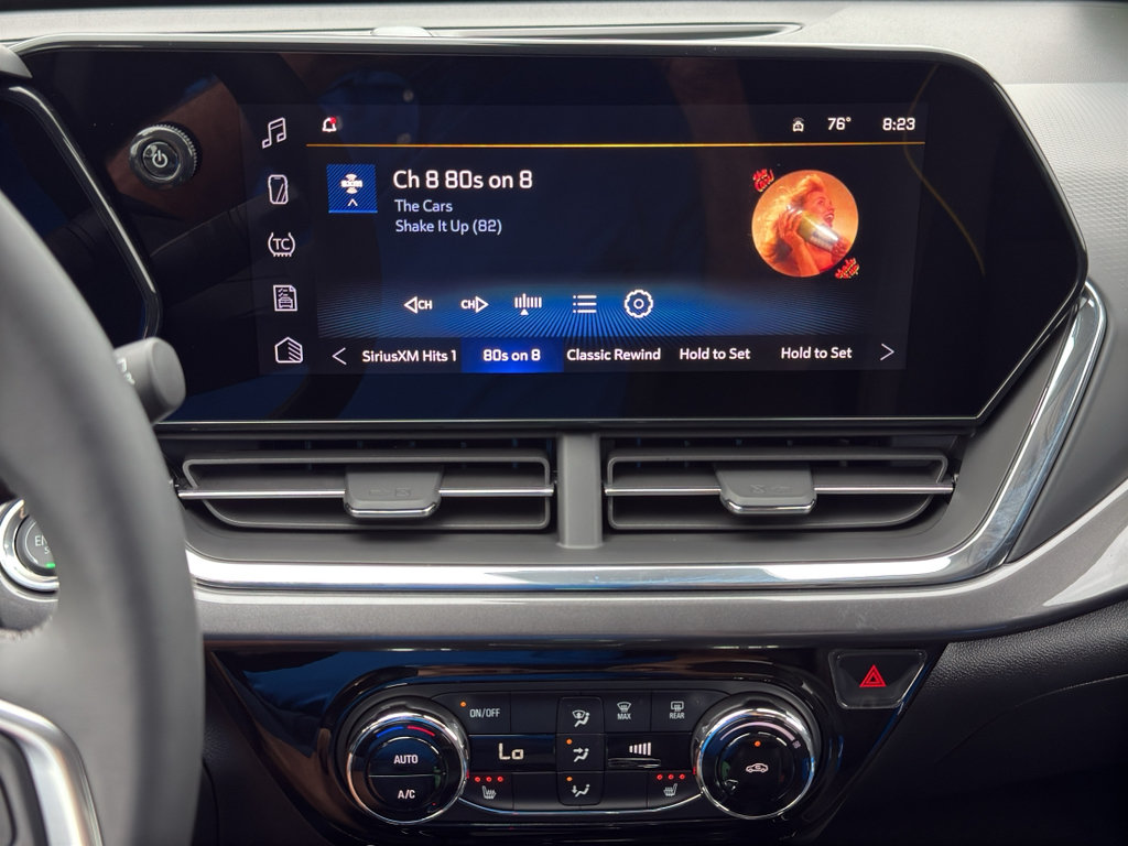 New 2026 Chevrolet Trax ACTIV w/ Driver Confidence Package FWD image 21