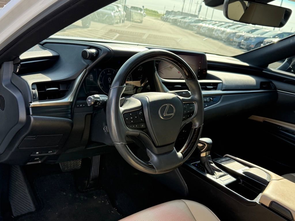 Used 2020 Lexus ES 350 w/ Premium Package image 4