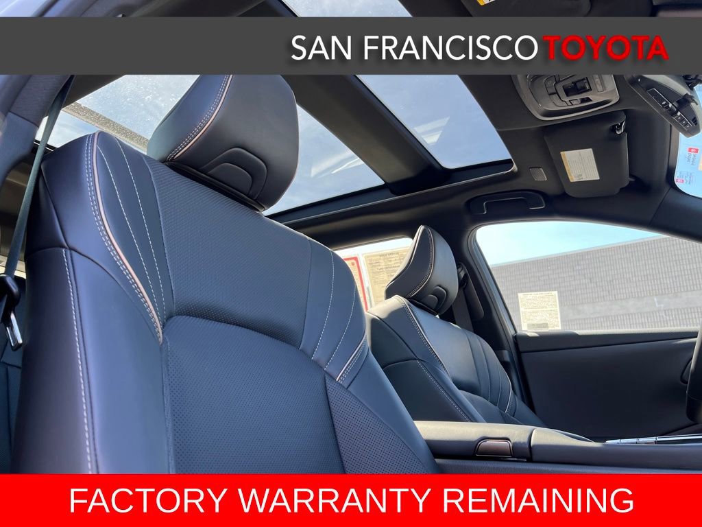 Certified 2025 Toyota Crown Signia image 22