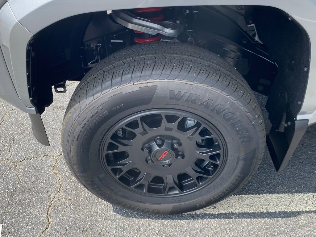 New 2025 Toyota Tacoma SR5 image 18