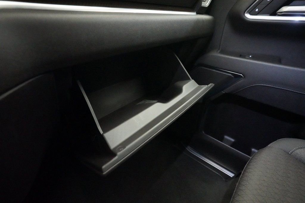 Used 2025 GMC Sierra 1500 Elevation image 29