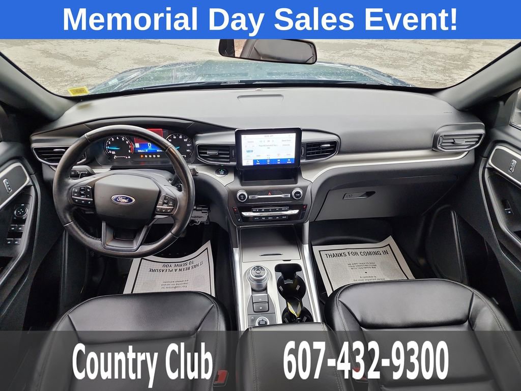 Used 2020 Ford Explorer XLT w/ Equipment Group 202A AWD/4WD image 24