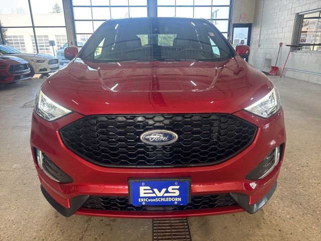 Used 2024 Ford Edge ST-Line w/ Class II Trailer Tow Package image 8