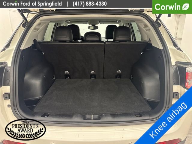 Used 2018 Jeep Compass Limited w/ Navigation Group AWD/4WD image 15
