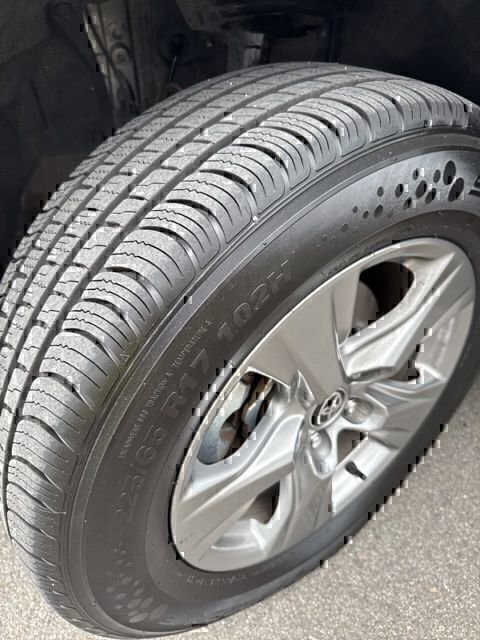 Certified 2024 Toyota RAV4 XLE AWD/4WD image 7