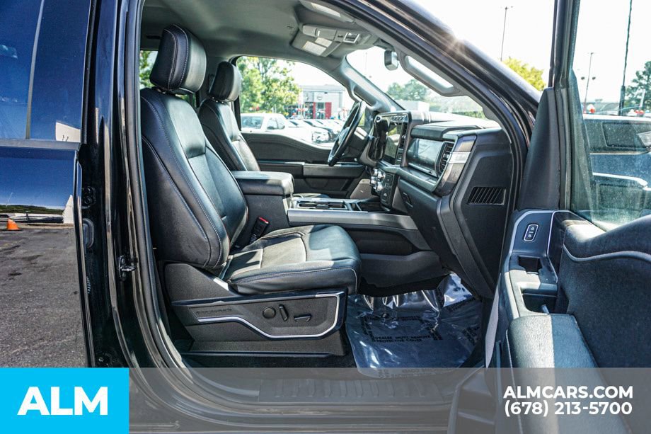 Used 2023 Ford F350 Lariat image 23