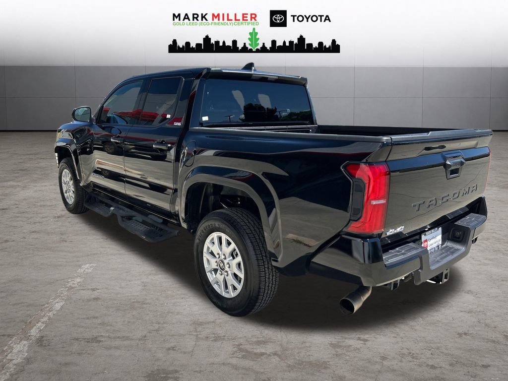 Used 2025 Toyota Tacoma SR5 AWD/4WD image 3