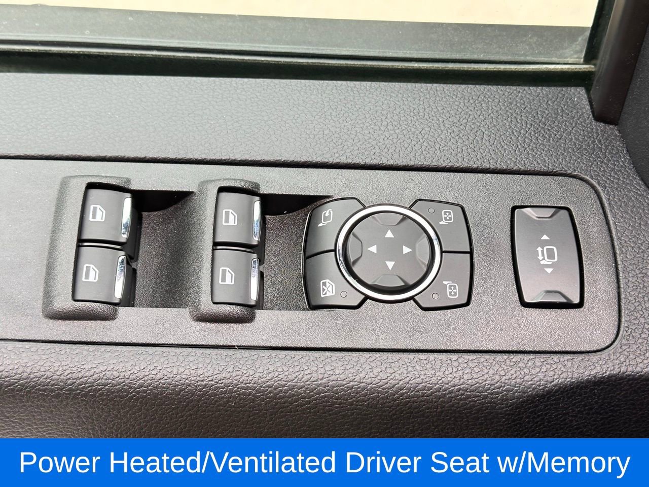 Used 2021 Ford F250 Lariat w/ Lariat Value Package image 23