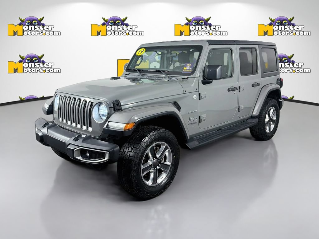 Used 2019 Jeep Wrangler Unlimited Sahara w/ Dual Top Group AWD/4WD image 1