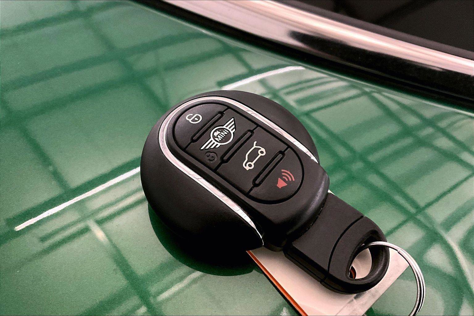 Used 2021 MINI Cooper Countryman S w/ Driver Assistance Package image 10