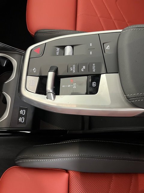 New 2025 BMW X2 xDrive28i w/ Premium Package image 18