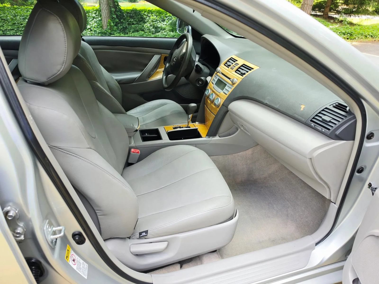 Used 2007 Toyota Camry LE FWD image 12