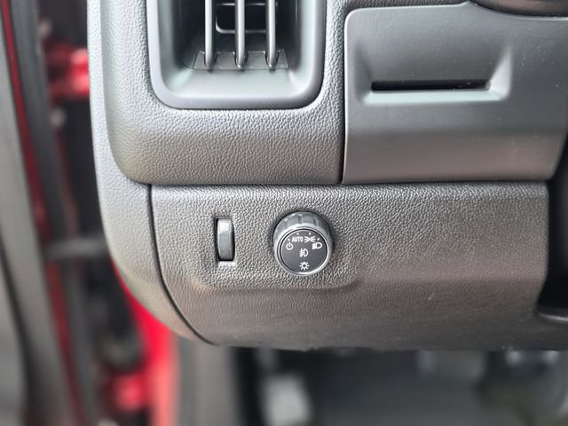 Used 2016 Chevrolet Colorado LT w/ LT Convenience Package image 34