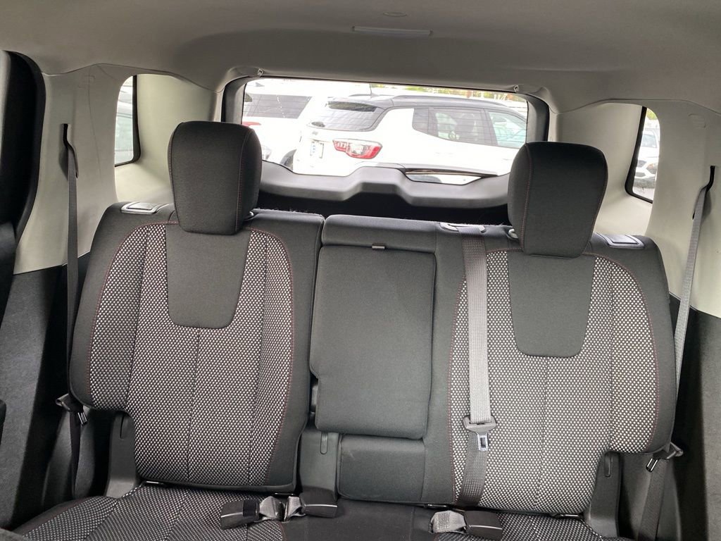 Used 2017 GMC Terrain SLE w/ Chrome Edition AWD/4WD image 14