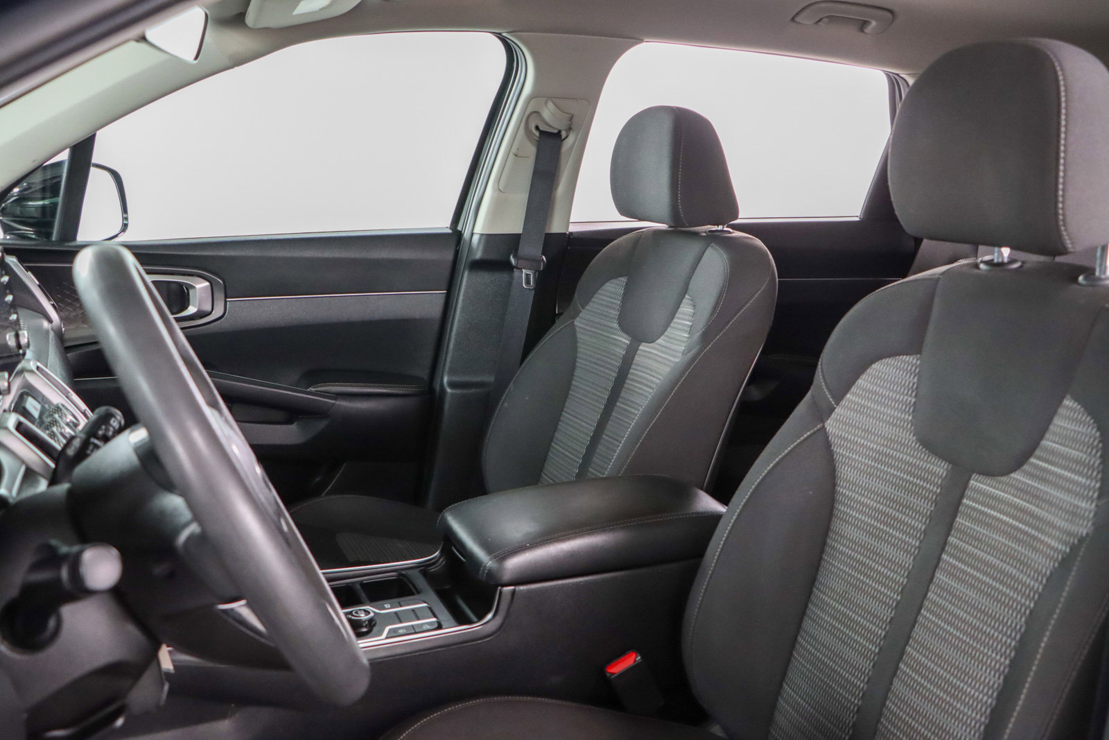 Used 2021 Kia Sorento LX image 23