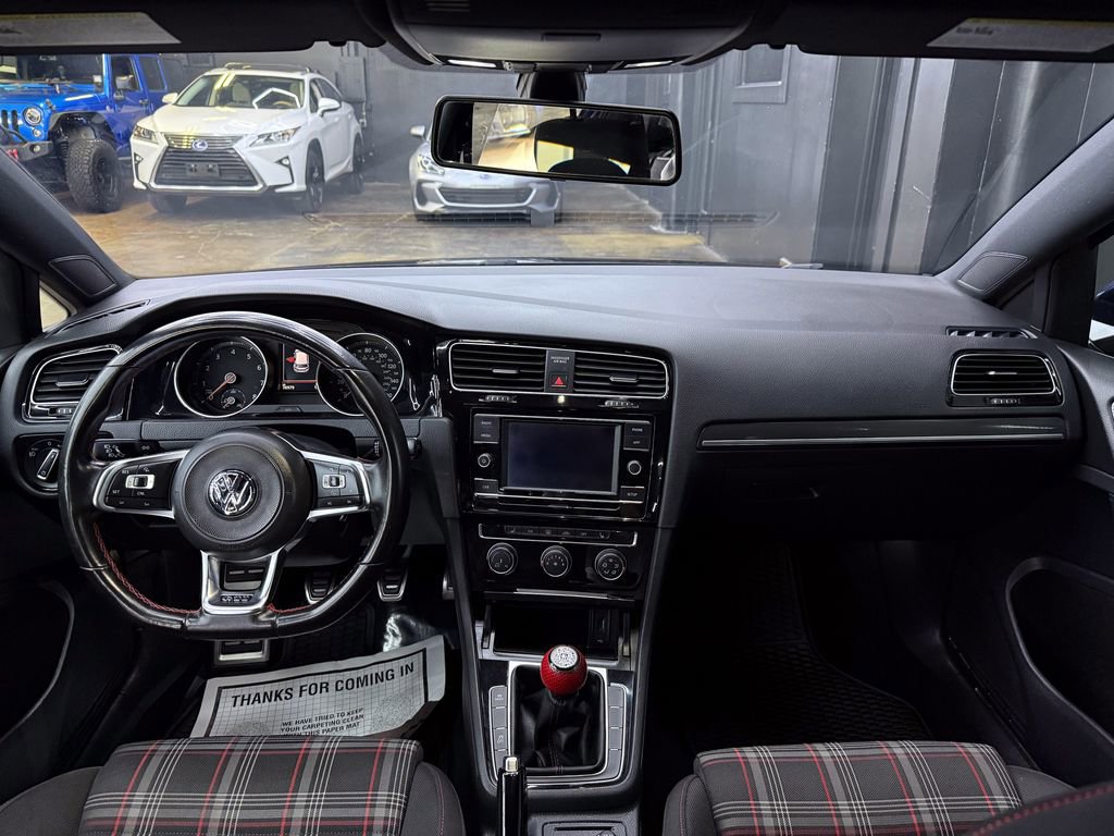 Used 2018 Volkswagen GTI Autobahn image 20