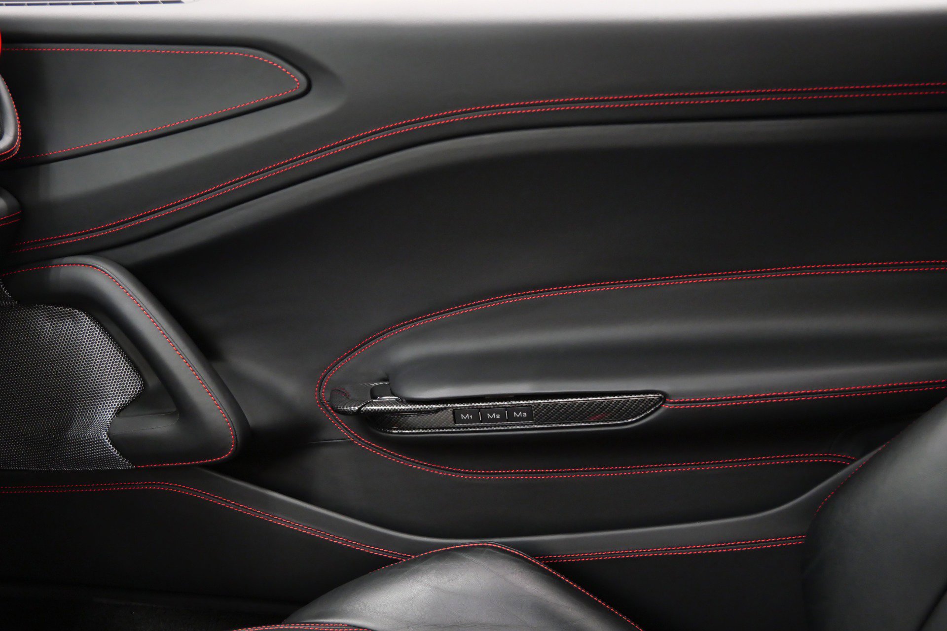 Used 2018 Ferrari GTC4Lusso image 39