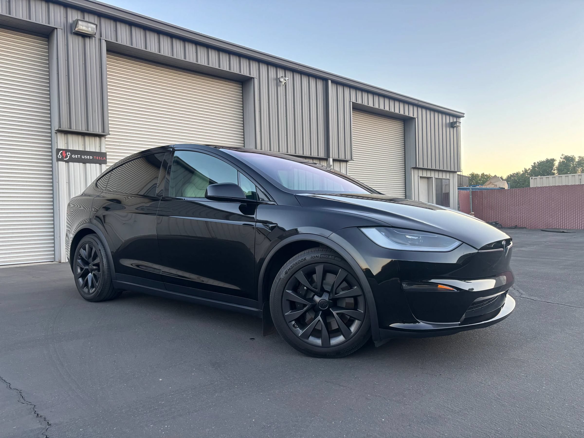 Used 2023 Tesla Model X AWD/4WD image 2