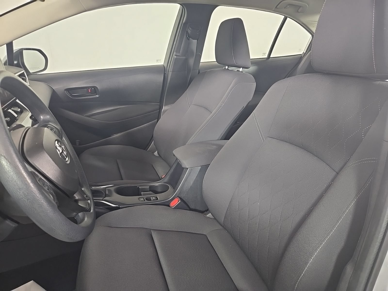 Used 2024 Toyota Corolla LE FWD image 8