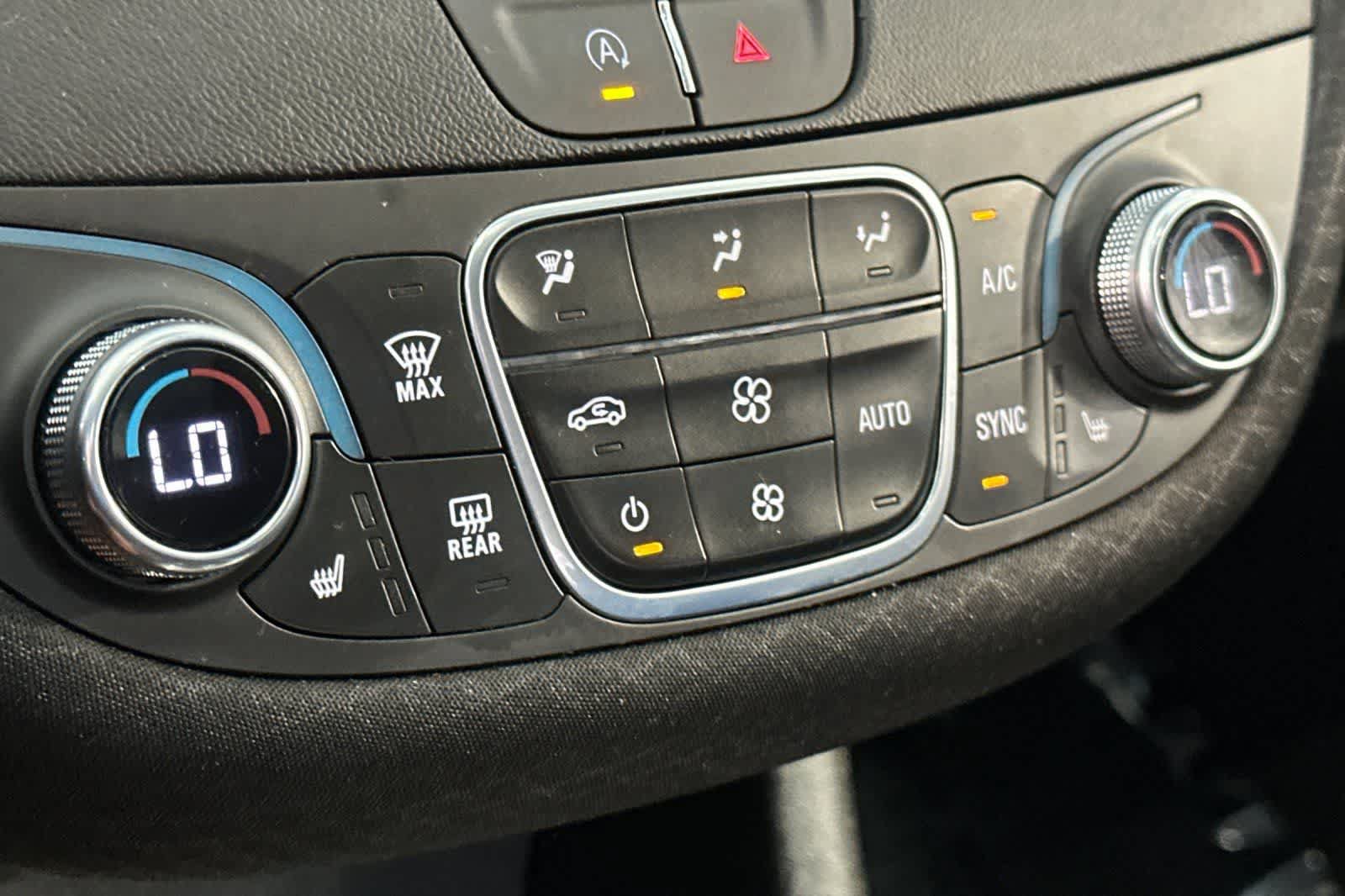 Used 2024 Chevrolet Malibu LT FWD image 23