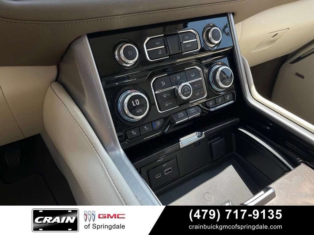 Used 2023 GMC Yukon Denali AWD/4WD image 19