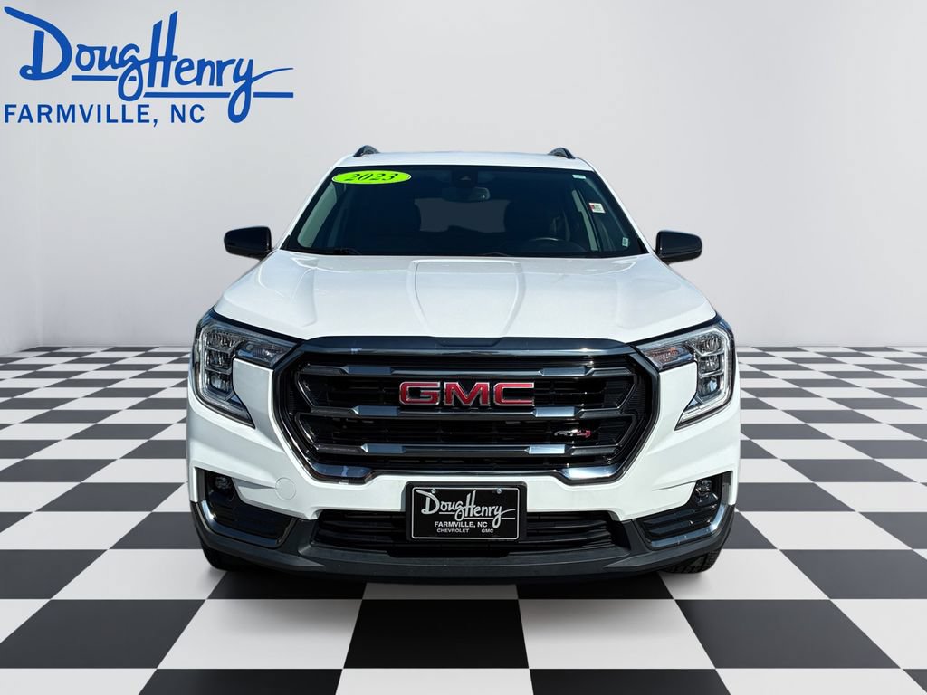 Used 2023 GMC Terrain AT4 AWD/4WD image 8
