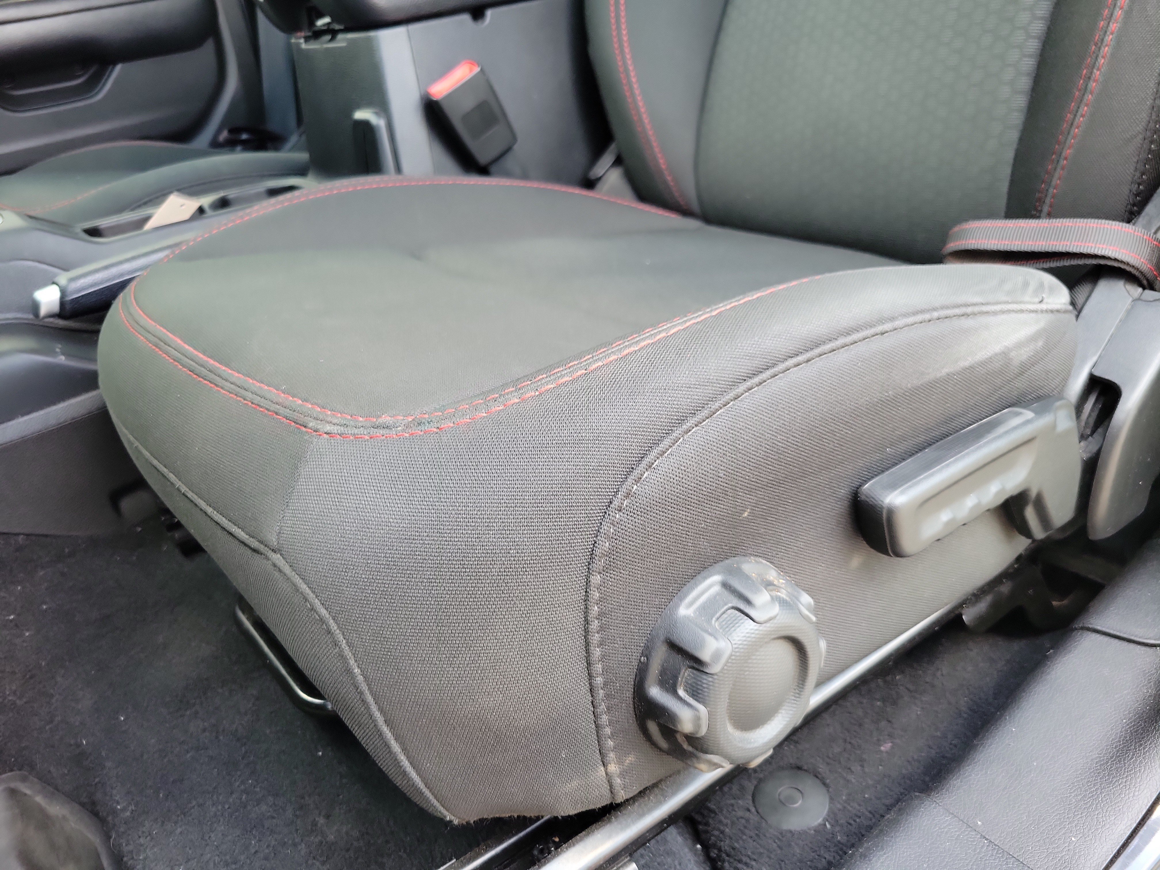 Used 2019 Jeep Wrangler Unlimited Rubicon w/ Dual Top Group AWD/4WD image 4