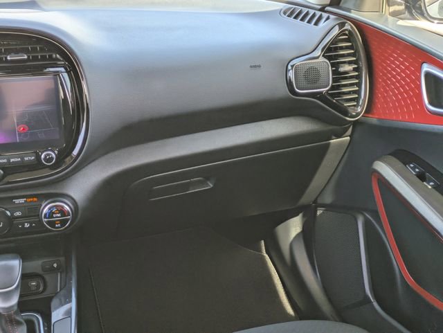 Certified 2023 Kia Soul GT-Line FWD image 19